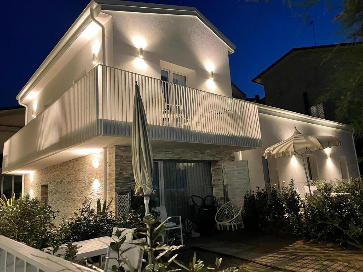 בלריה-איגאה מרינה Villa Le Agavi Luxory Beach Surfhouse מראה חיצוני תמונה