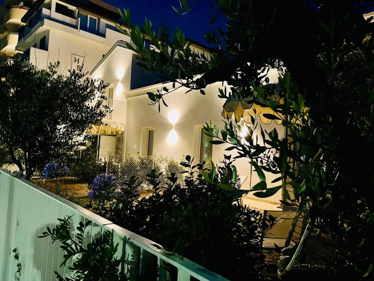 בלריה-איגאה מרינה Villa Le Agavi Luxory Beach Surfhouse מראה חיצוני תמונה