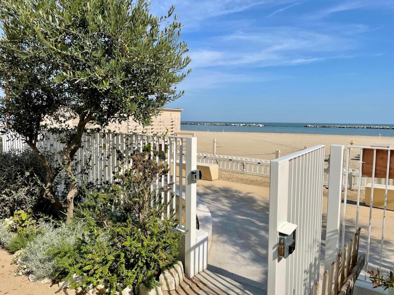 בלריה-איגאה מרינה Villa Le Agavi Luxory Beach Surfhouse מראה חיצוני תמונה