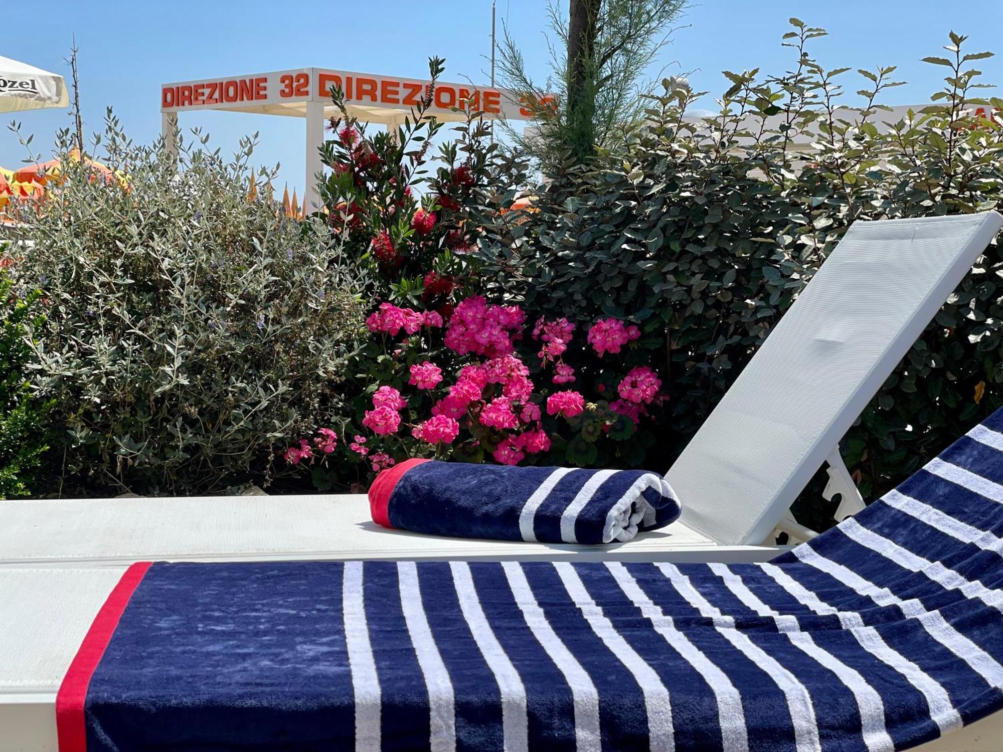 בלריה-איגאה מרינה Villa Le Agavi Luxory Beach Surfhouse מראה חיצוני תמונה